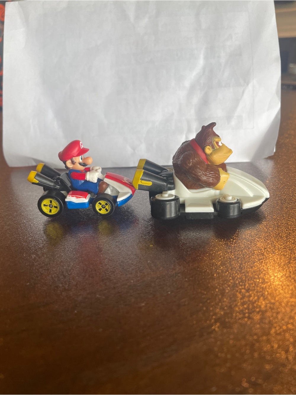 Hot Wheels Nintendo Mario Kart Donkey Kong & Mario